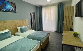 Bobur Hotel